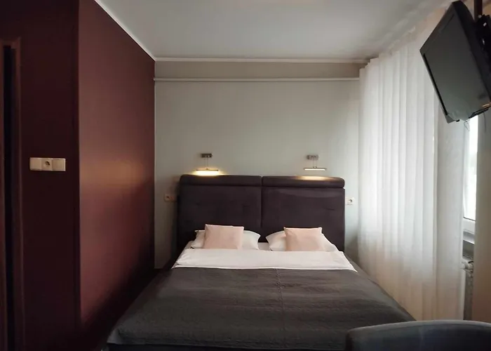 Bed & Breakfast Goscinne Stare Miasto (Konin)